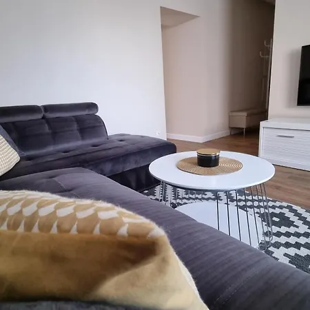 Feel Like At Apartment *