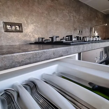 Apartment Feel Like At